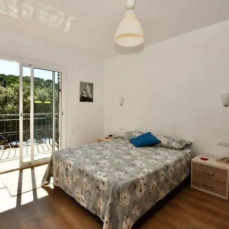 בית נופש Belvedere *